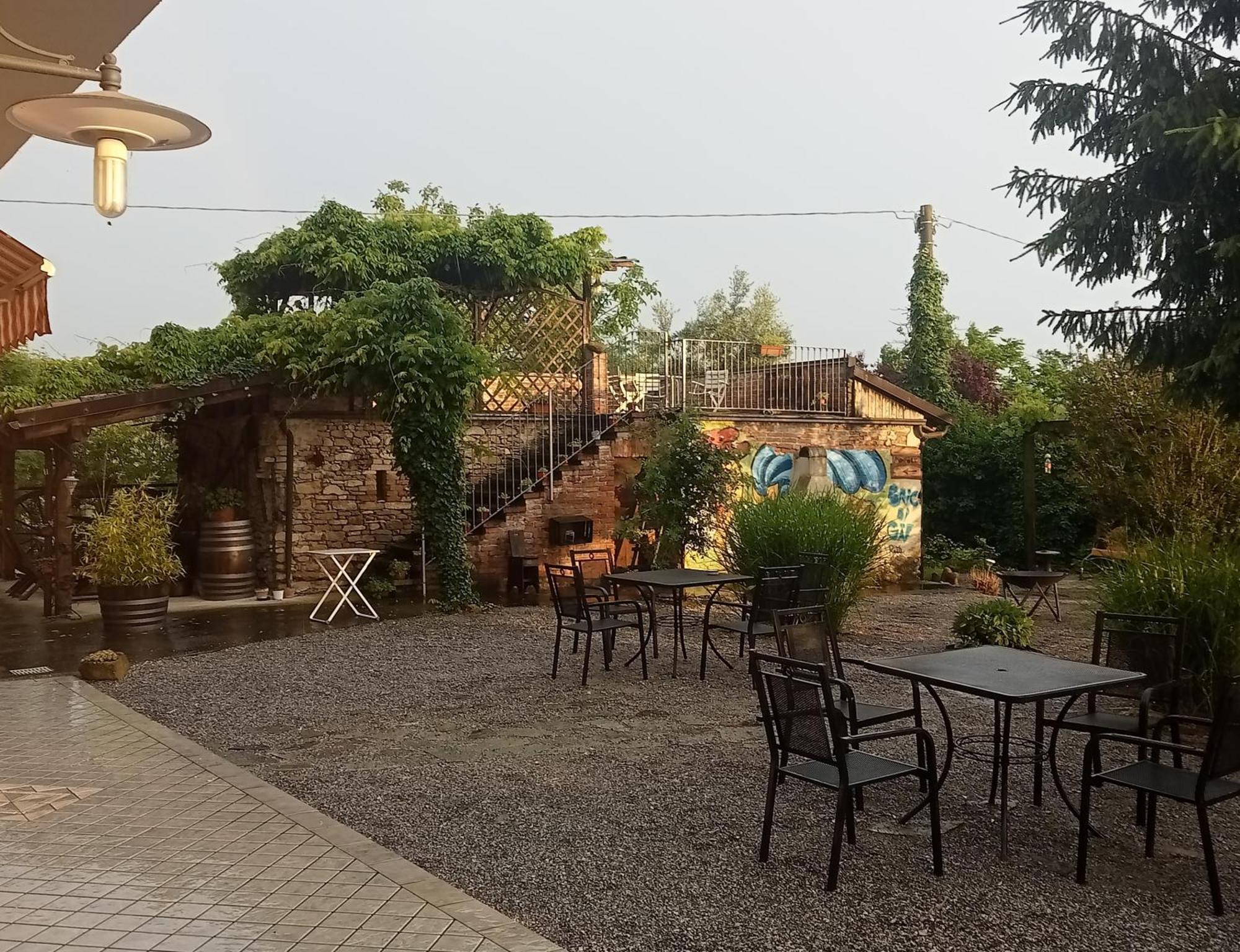Agriturismo Bric Di Gai Monforte dʼAlba المظهر الخارجي الصورة